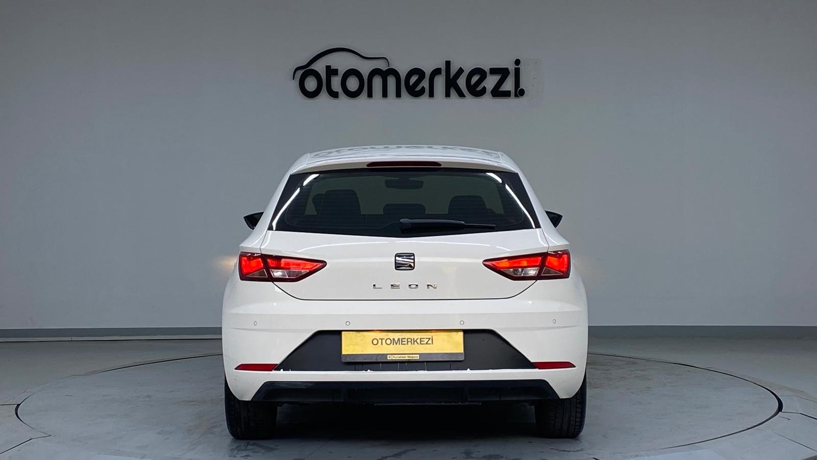 SEAT LEON 4